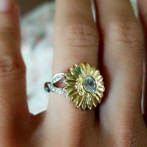 Sunflower ring